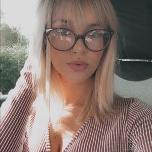 Meet your Posher, Alyshia